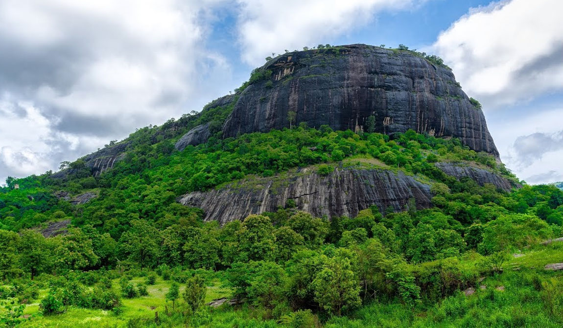 Veddah Village Tour | Tropical Skies of Ceylon